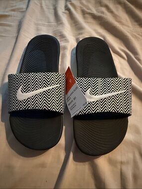 Nike Black Slides with Zigzag Strap and White Swoosh